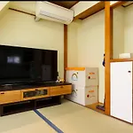 7楼整租 早鸟价 大面积 可容纳6人 步行秋叶原 上野 机场直达京成上野 直达浅草 银座 新宿